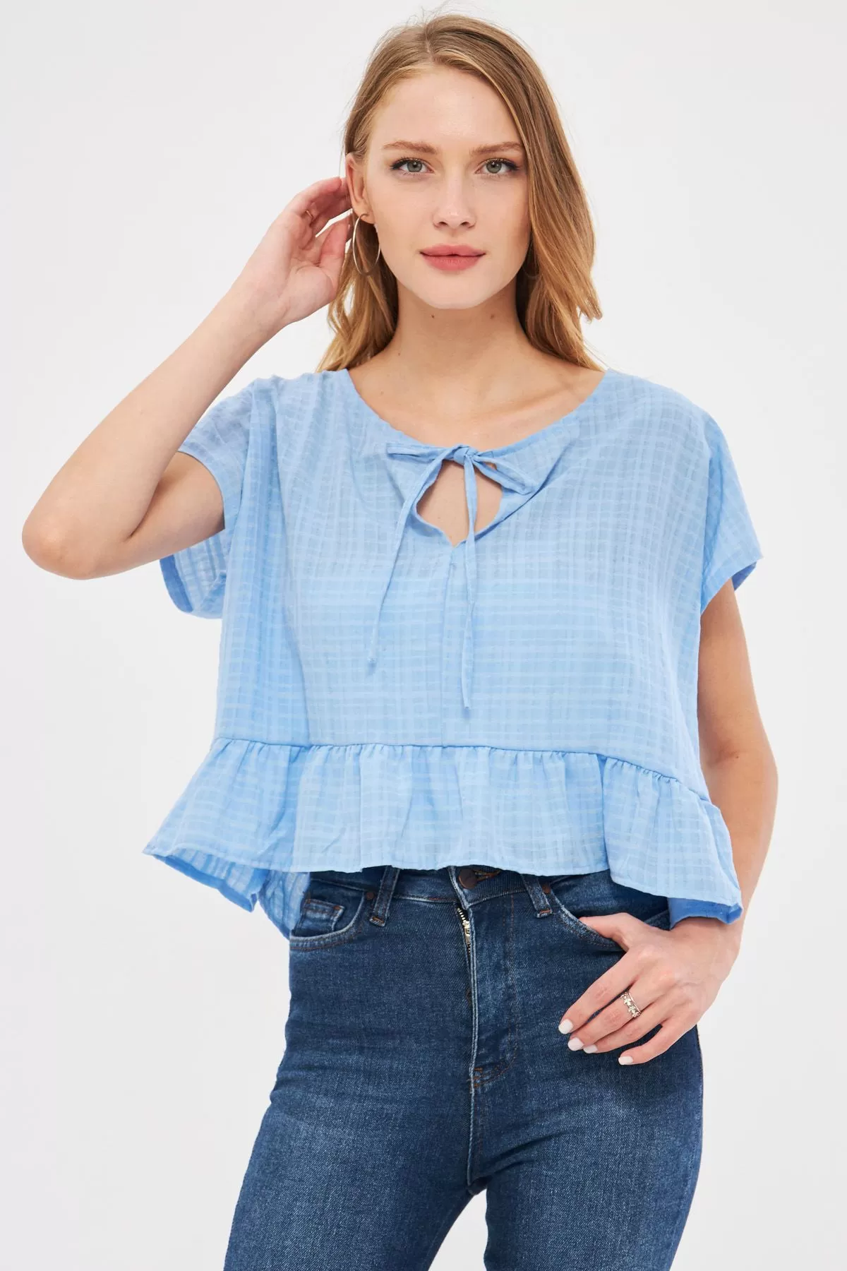 ARM-24Y001088 Bebe Mavi Yarasa Kol Yakası Bağlamalı Eteği Fırfırlı Oversize Crop Bluz