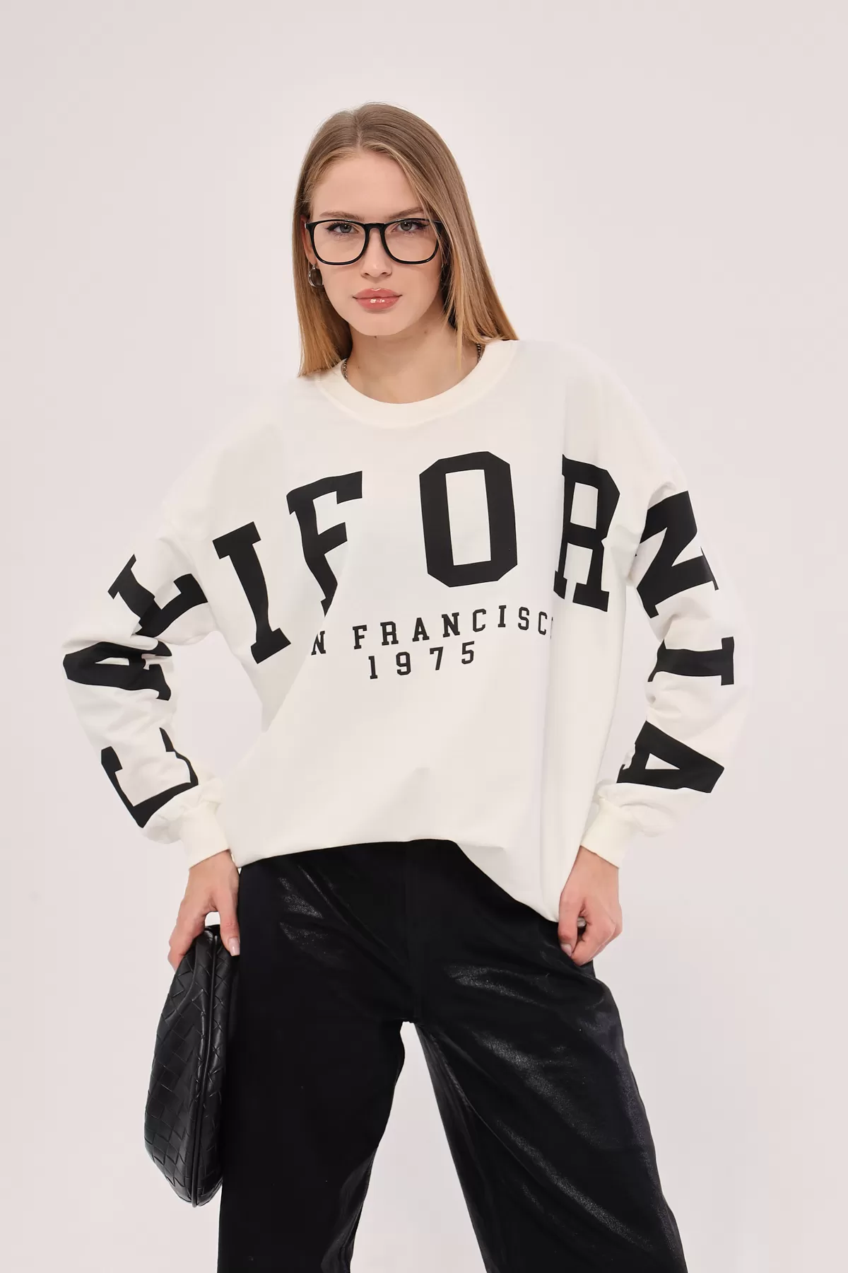 ARM-25K001023 Beyaz Bisiklet Yaka Calıfornıa Baskılı Oversize Sweatshirt