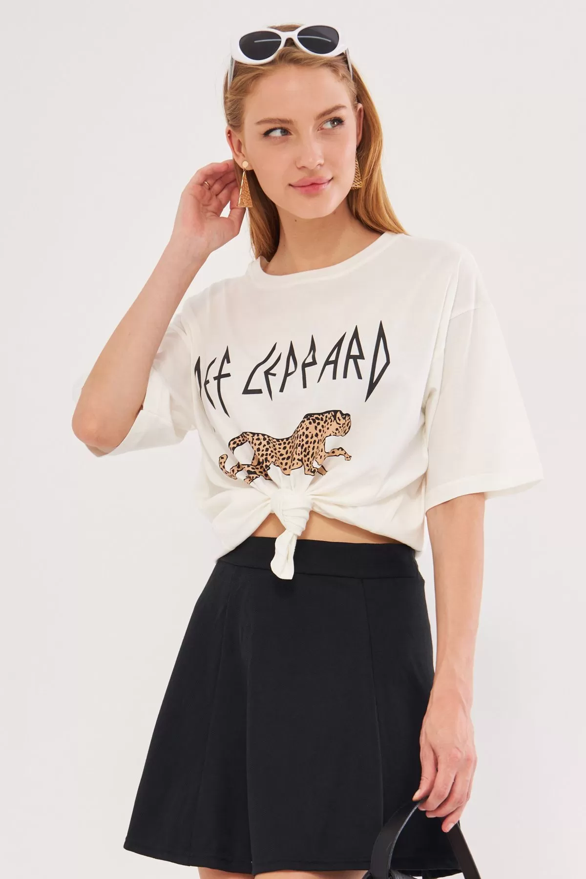 ARM-24Y024022 Ekru Önü Leopar Baskılı Oversize T-Shirt