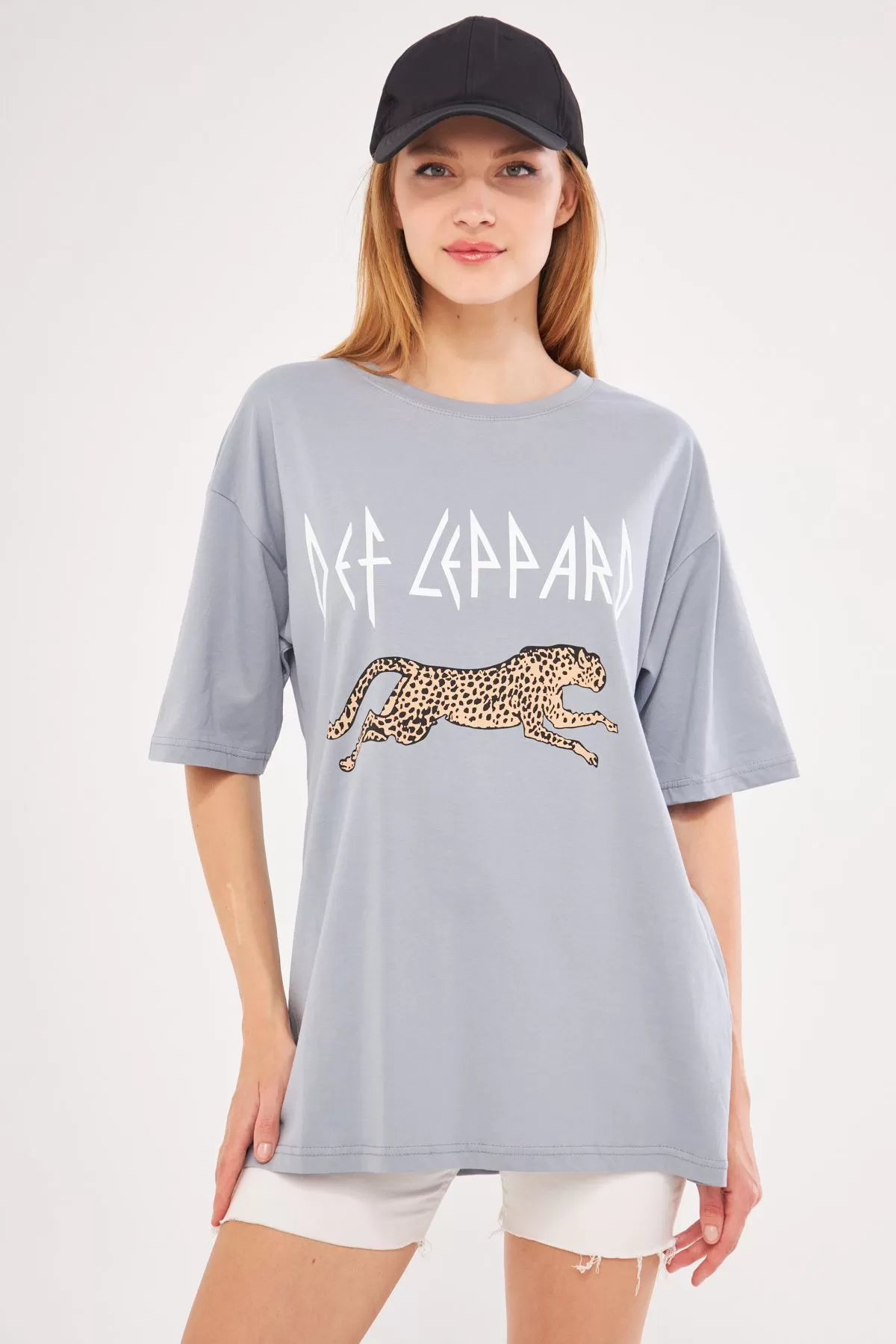 ARM-24Y024022 Gri Önü Leopar Baskılı Oversize T-Shirt