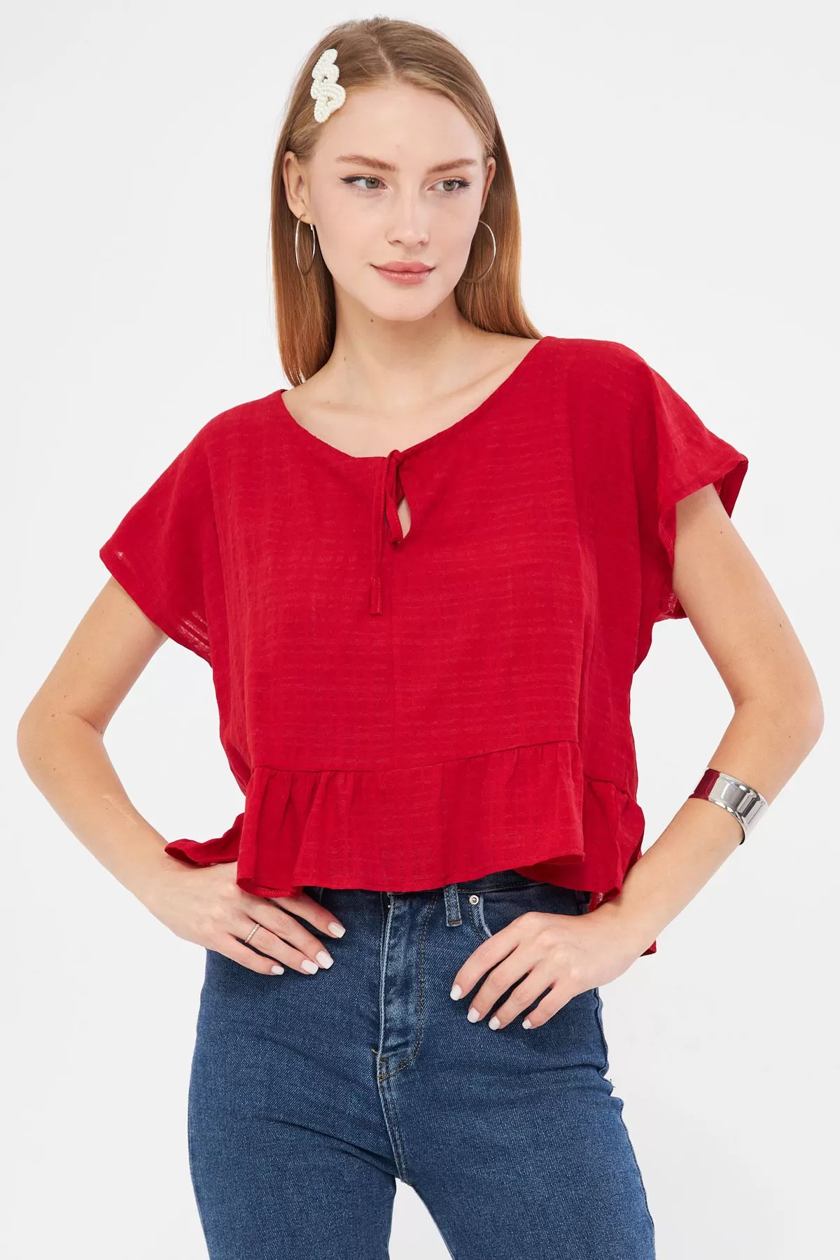 ARM-24Y001088 Kırmızı Yarasa Kol Yakası Bağlamalı Eteği Fırfırlı Oversize Crop Bluz