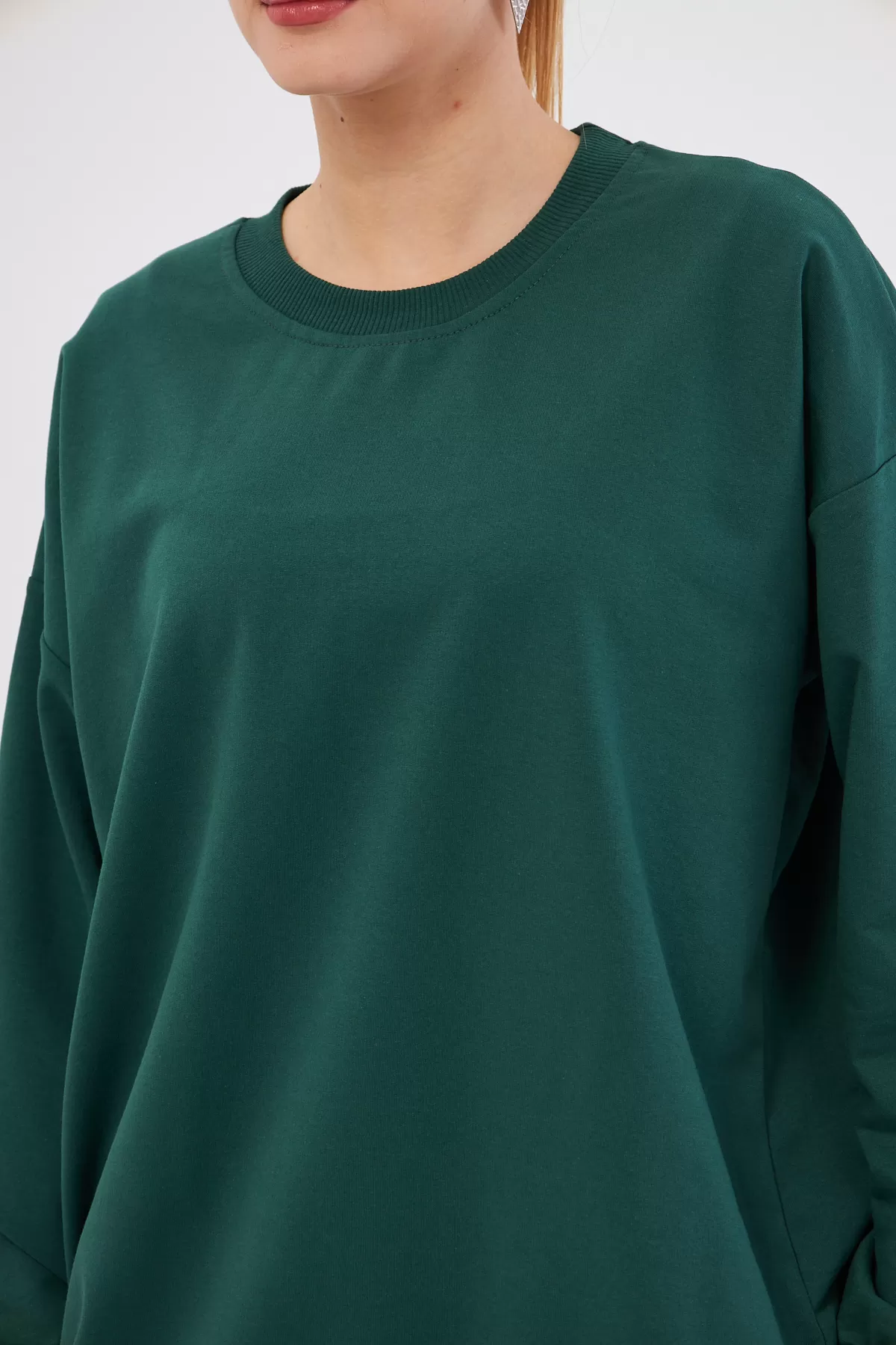 ARM-22K024027 Koyu Yeşil Yuvarlak Yaka Oversize Sweatshirt