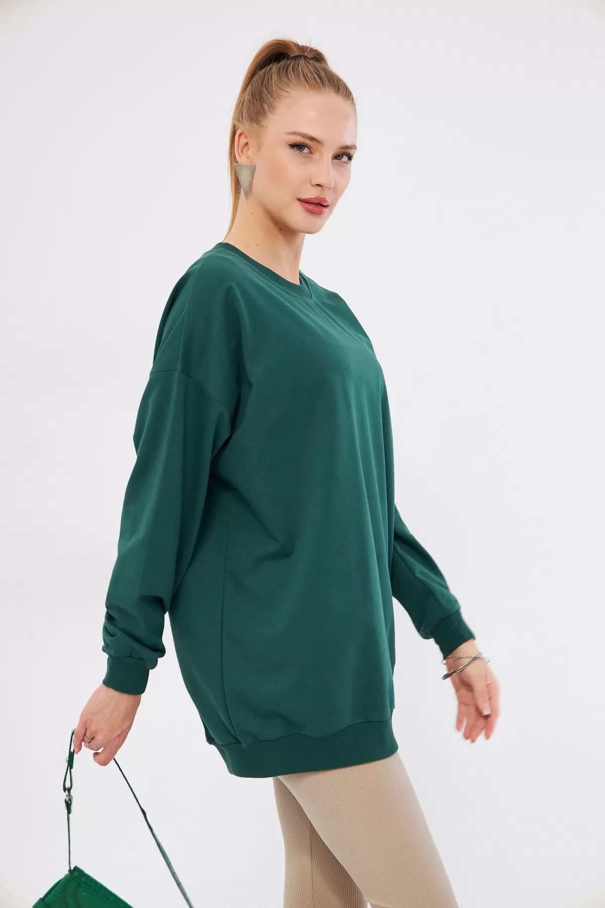 ARM-22K024027 Koyu Yeşil Yuvarlak Yaka Oversize Sweatshirt