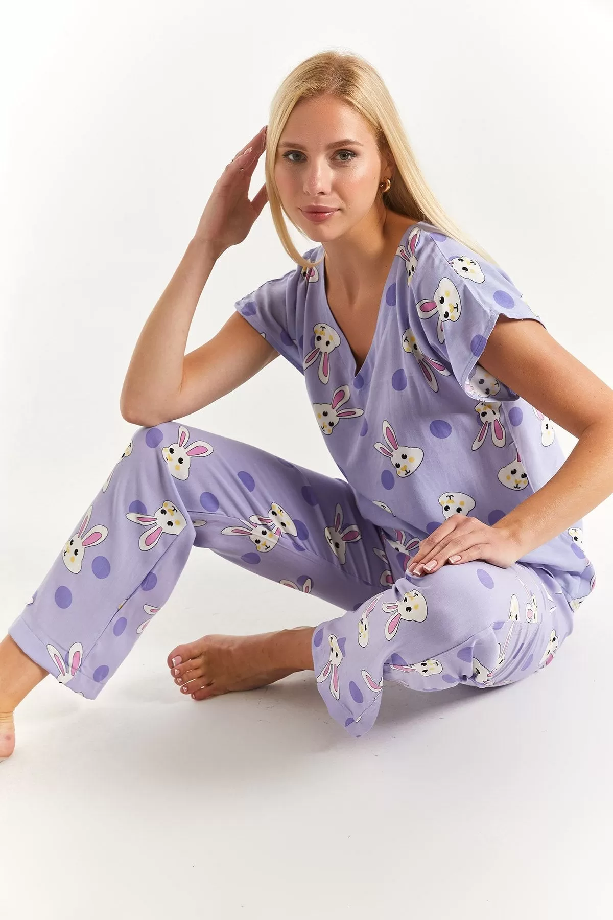 ARM-23Y001060 Lila Tavşan Desenli Alt-üst Pijama Takımı