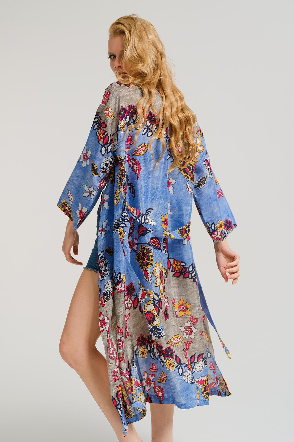 ARM-22Y001120 Mavi Desenli Uzun Kimono