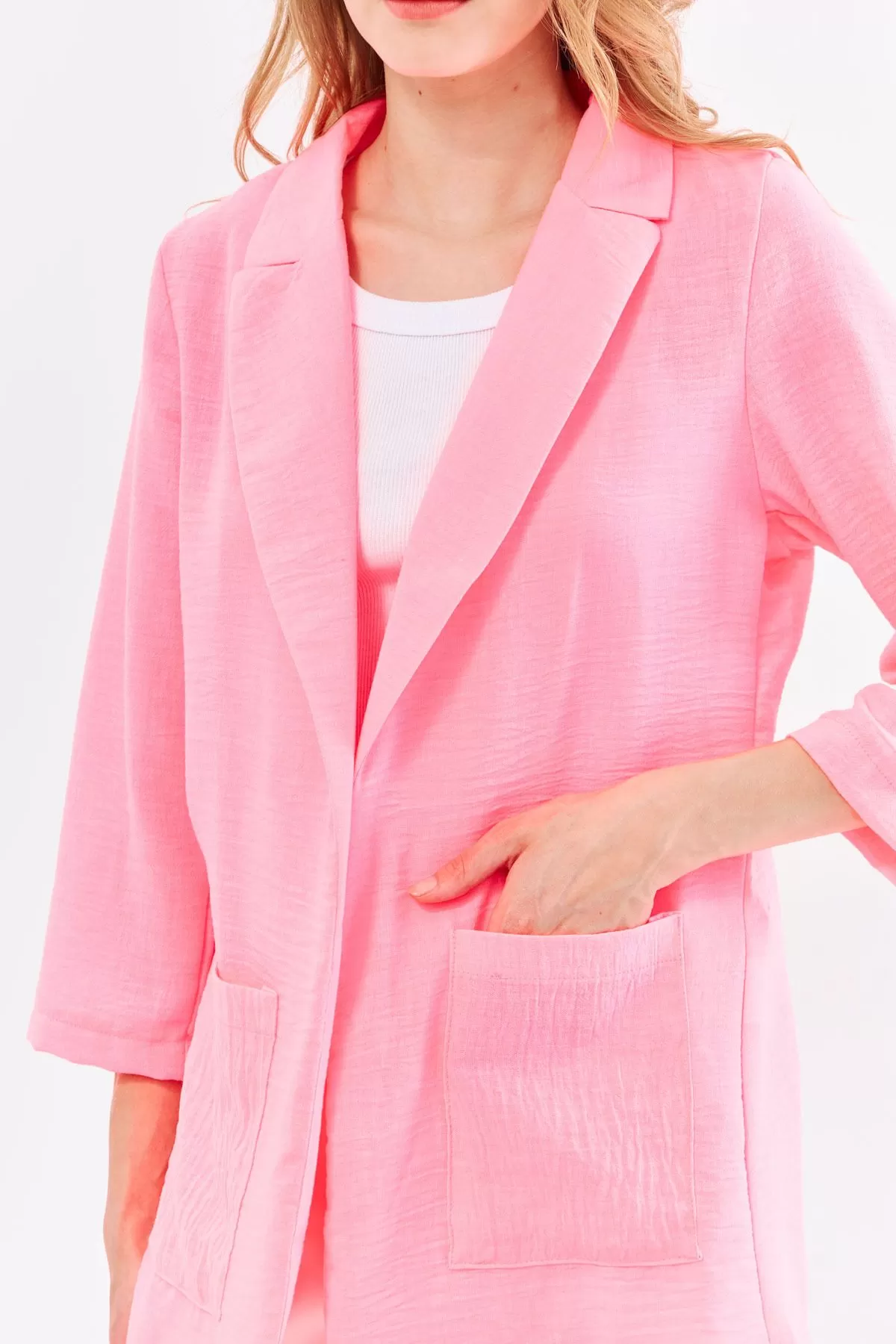 ARM-24Y001065 Neon Pembe Keten Görünümlü Cepli Oversize Ceket