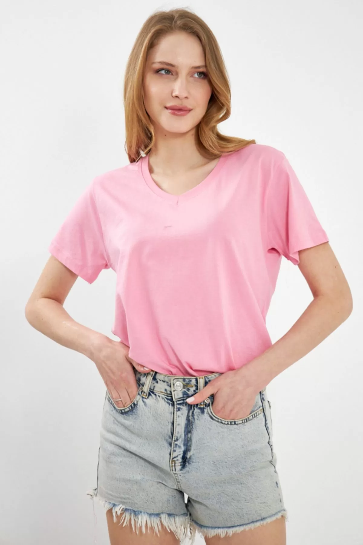 ARM-23Y024002 Pembe V Yaka T-Shirt