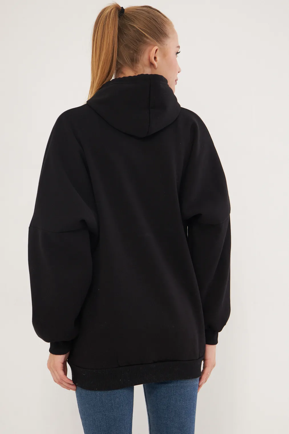 ARM-25K001045 Siyah Kapüşonlu İçi Şardonlu Kanguru Cepli Oversize Sweatshirt