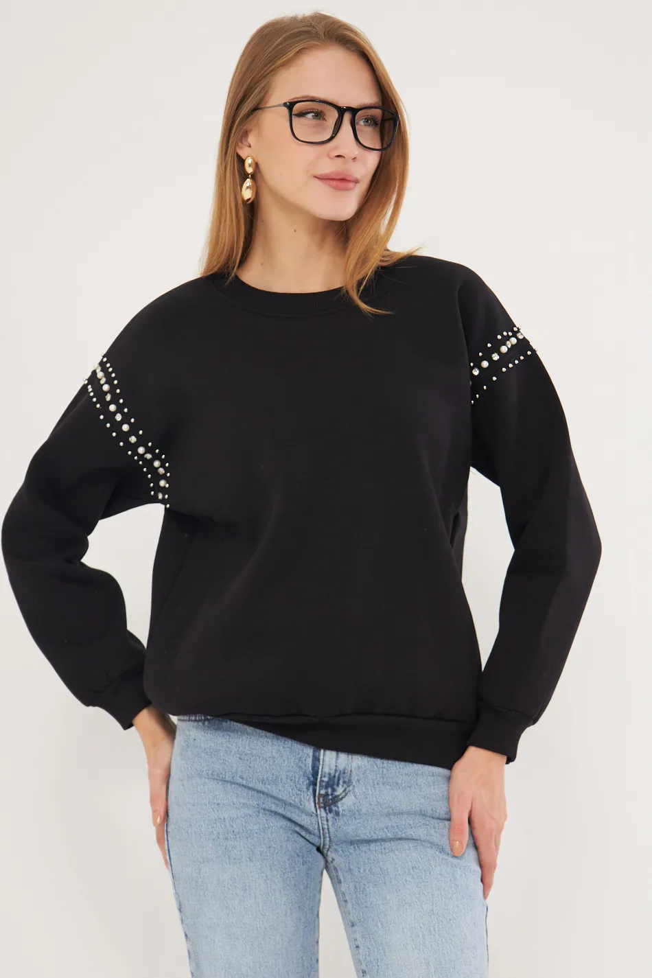 ARM-25K024001 Siyah Sıfır Yaka İçi Şardonlu Kolları Taş Detaylı Sweatshirt