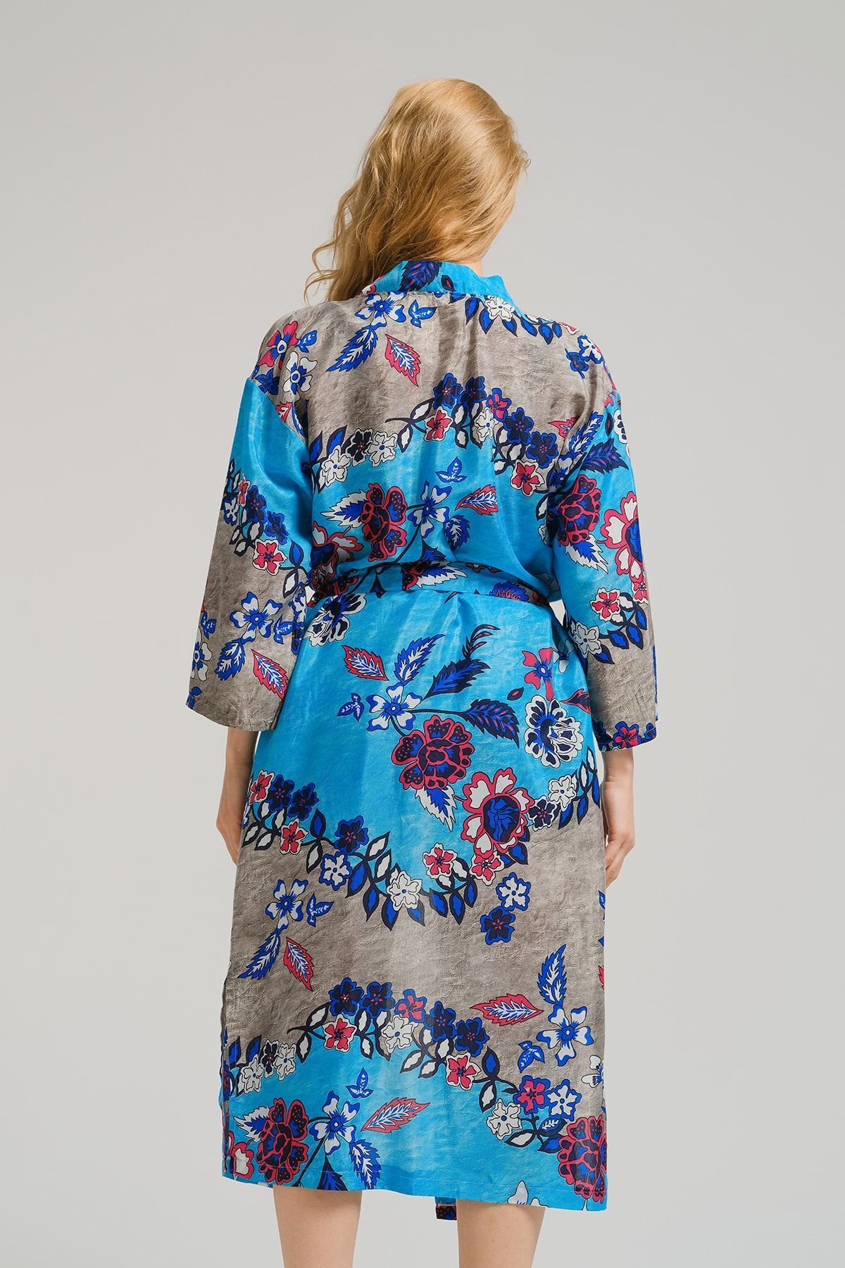 ARM-22Y001120 Turkuaz Desenli Uzun Kimono